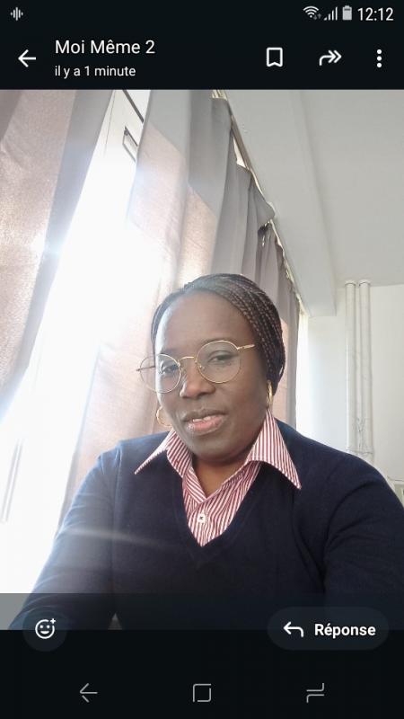 Marie-France  42 ans paris 15eme arrondissement