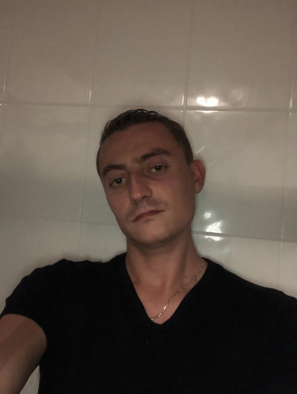 Xoni 37 ans Loon Plage