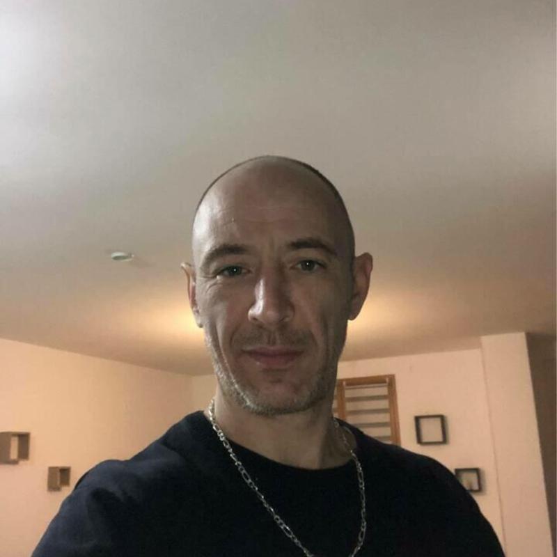  Cédric  44 ans Amiens