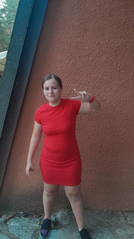 Émilie 18 ans Béziers
