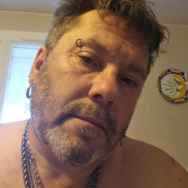 Steph  55 ans Saint Ciers sur Gironde