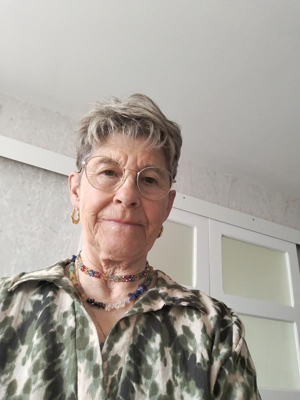 Mimi  77 ans Annonay