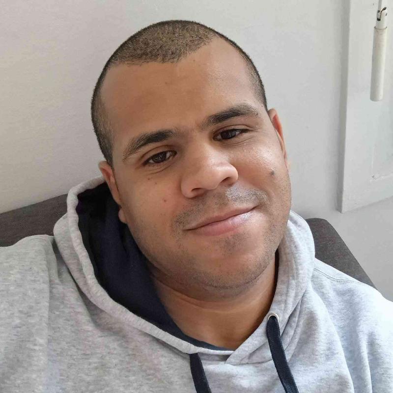 Stéphane  38 ans Lapalud