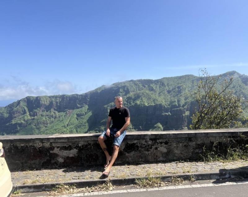 Olivier  56 ans Châteauroux