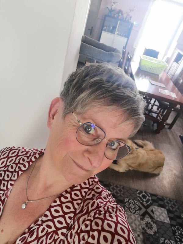 Lydie 66 ans Moyenmoutier