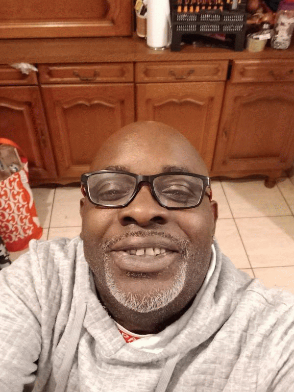 Patrick  58 ans Saint Sébastien sur Loire