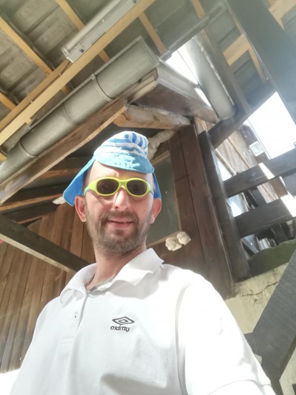 Steve  49 ans Mulhouse