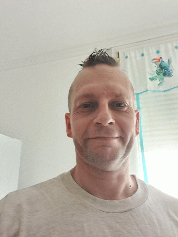 Marcus  47 ans Baulay