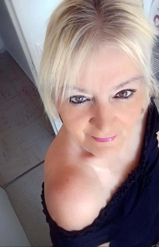 Capucine 66 ans Amiens