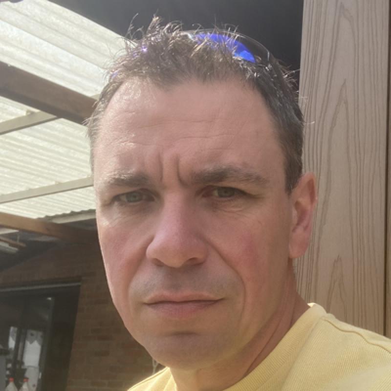 steph 48 ans Halluin