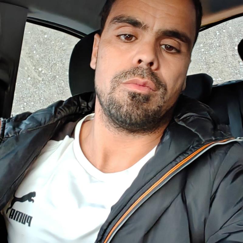 Momo84300 43 ans Cagnes sur Mer