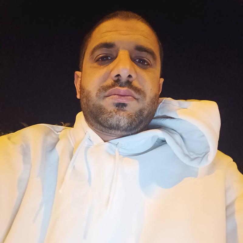 hicham 33 ans Sainte Geneviève des Bois