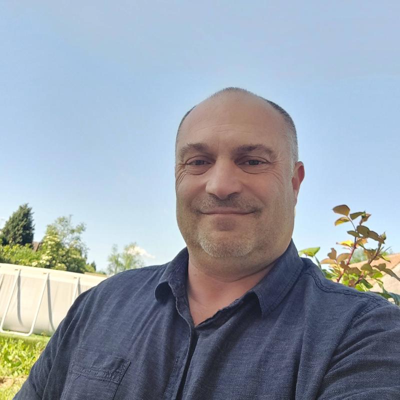 antoibe 46 ans Embreville