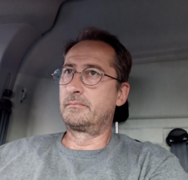 Axel 52 ans Thurins