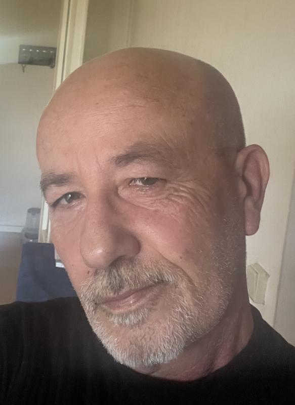 Eric rimbault 55 ans Angers