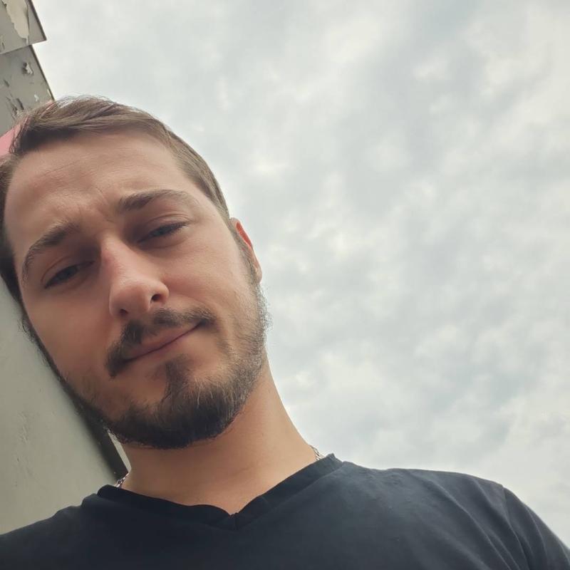 david 26 ans Caluire et Cuire