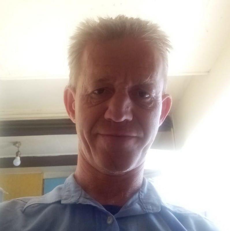 FRANCOIS Fauvel 54 ans Angey