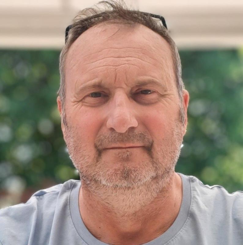 didier 54 ans paris 4eme arrondissement
