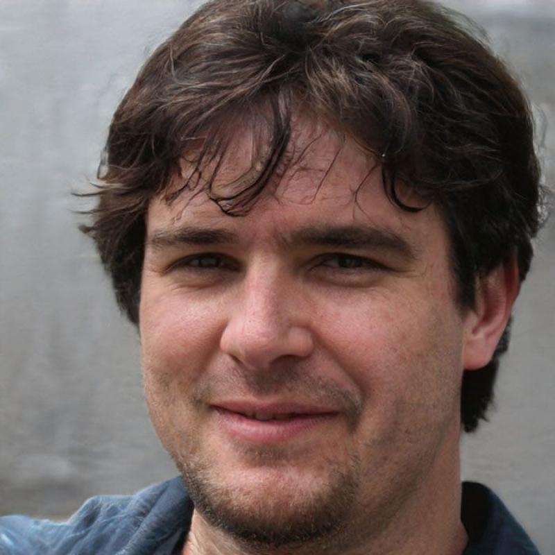 Chris 44 ans Privas