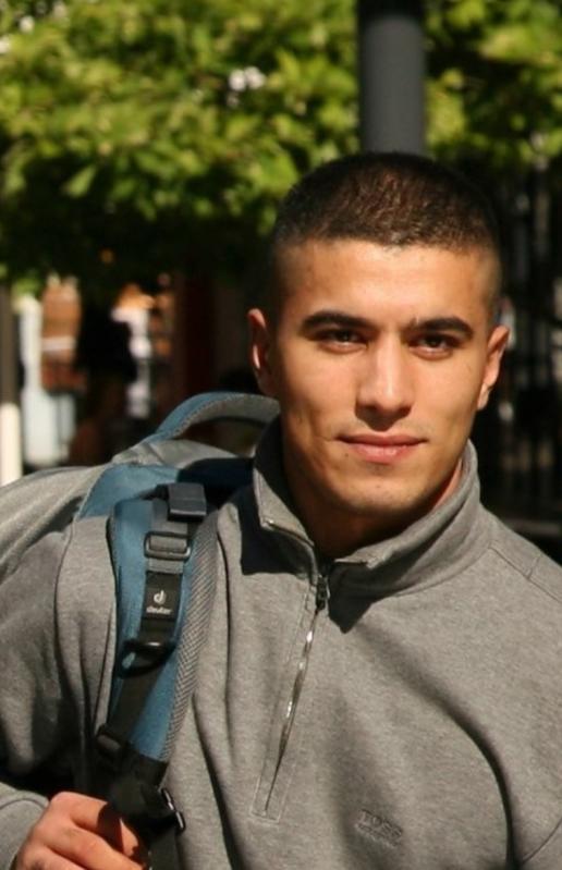 Adel 37 ans lyon 4eme arrondissement