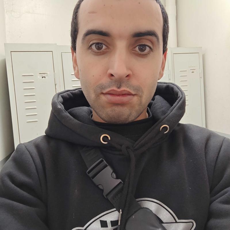 osthmane 36 ans Vaires sur Marne