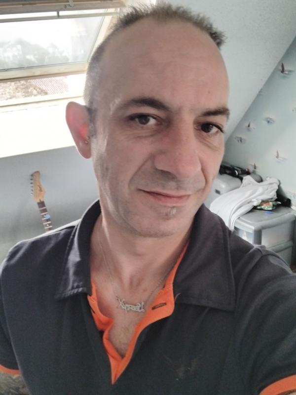nicolas 18 ans Cambrai