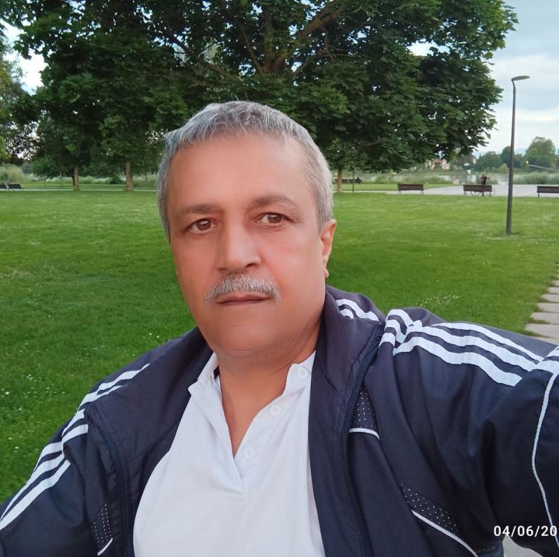 paul 51 ans paris 13eme arrondissement