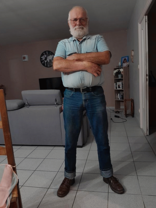 Robert  72 ans Domfront