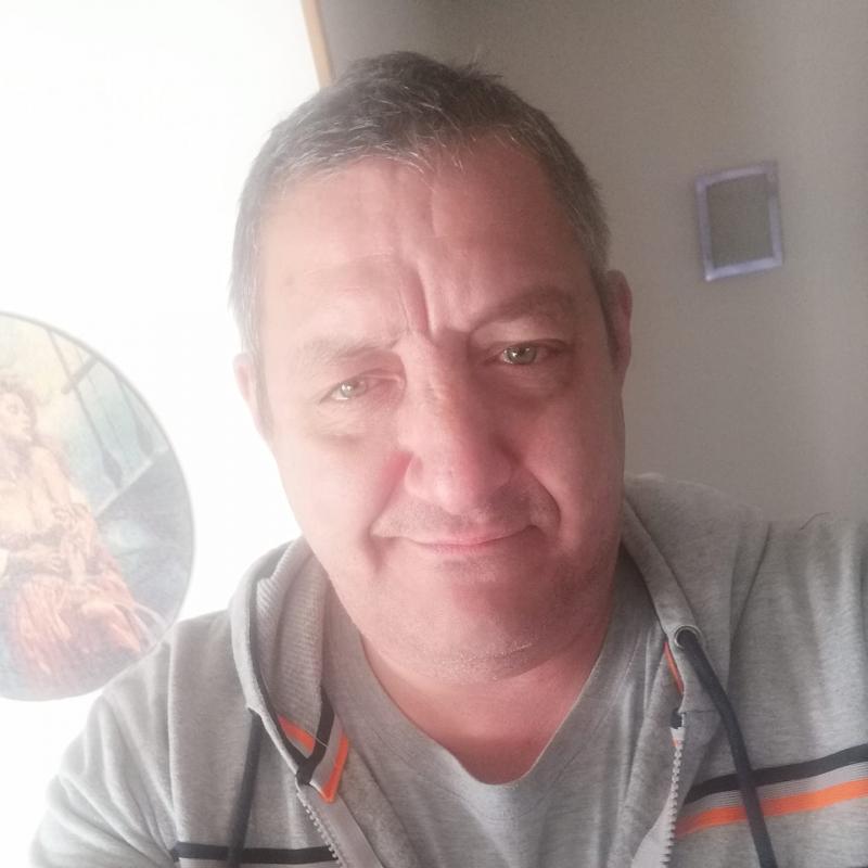 marc 55 ans Nantes