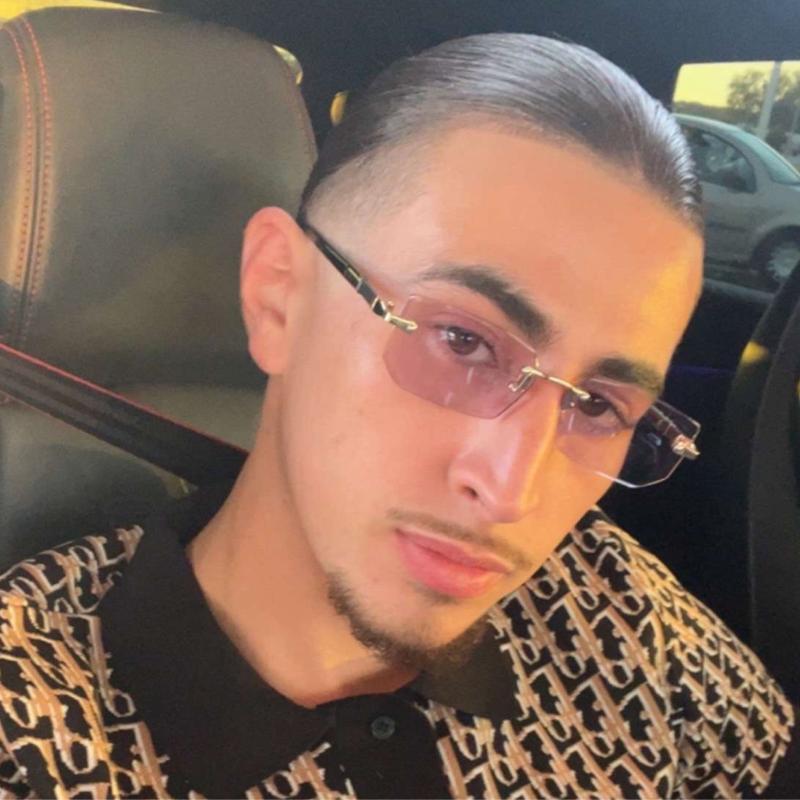 juba 23 ans Montereau faut Yonne