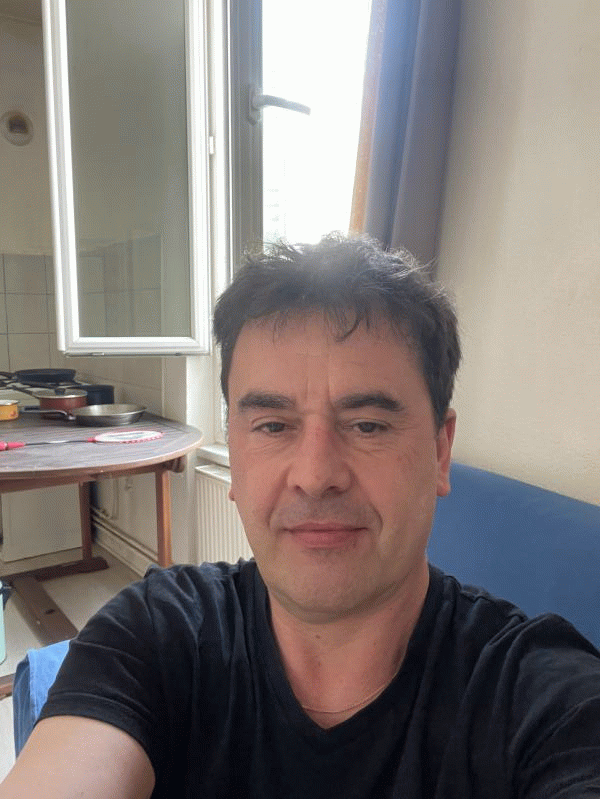 Gustave 54 ans Clermont Ferrand