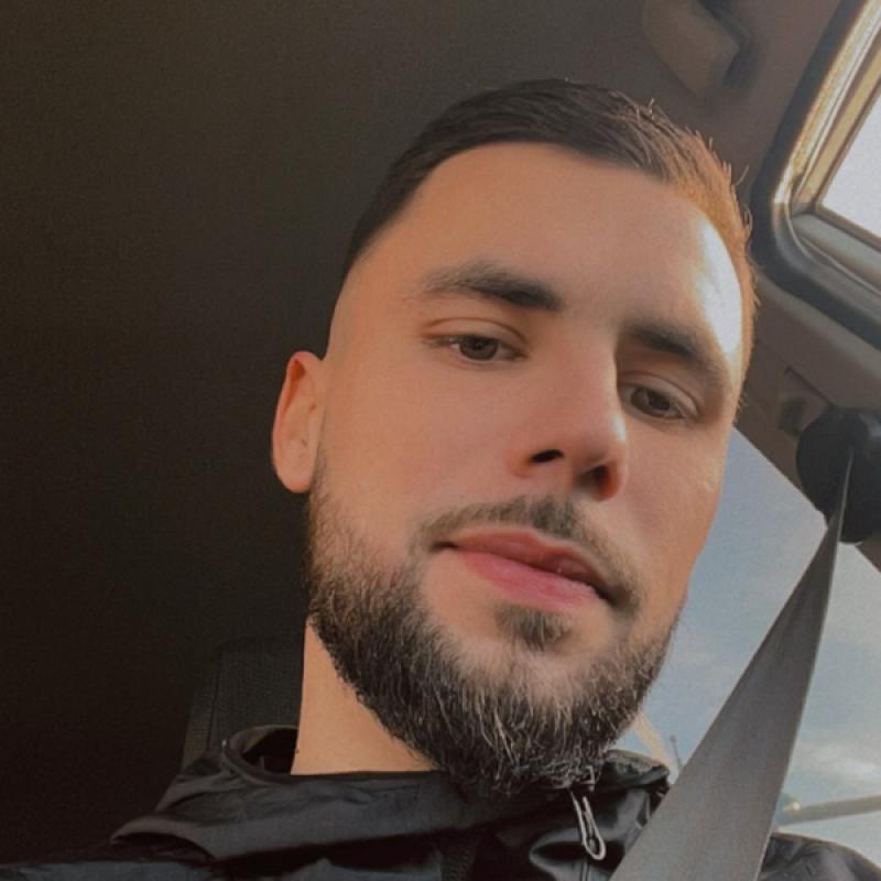 jim 28 ans Danizy