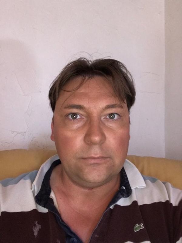 arnaud philippe 52 ans Saint Étienne de Puycorbier