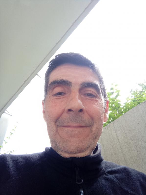 Lio 54 ans Pessac