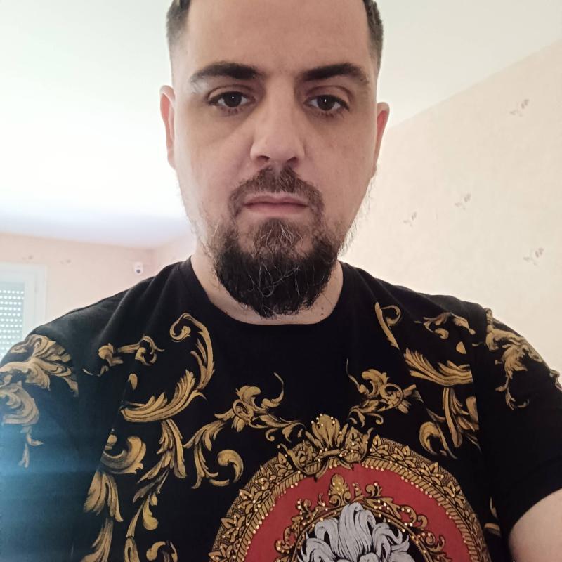 klk 37 ans Gleizé
