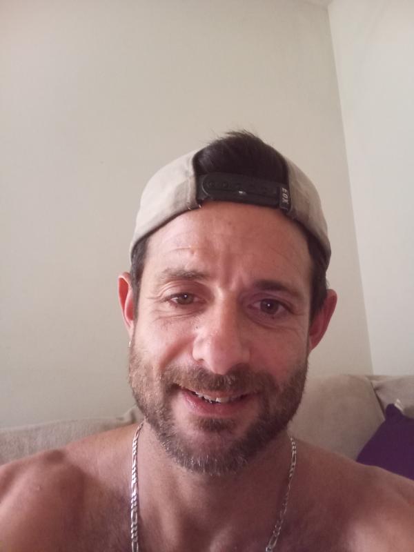 Moimême  38 ans Angoumé