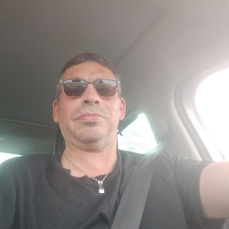 Stephane 46 ans Torteron