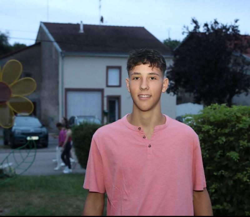 Adrien 18 ans Hériménil