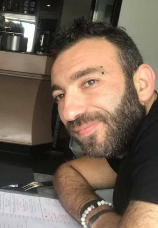Raffaele  37 ans Oullins