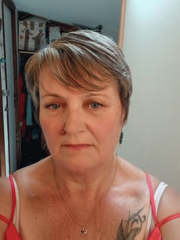 Françoise  64 ans Le Bourdet