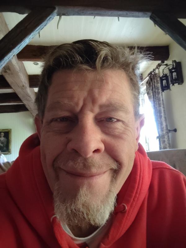 Marc 54 ans Bénifontaine