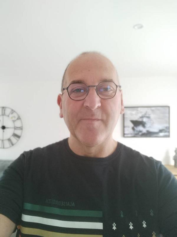 gentleman 58 ans Metz