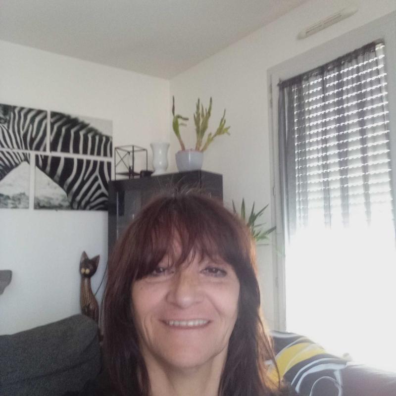 magali 59 ans Le Plessis Grammoire