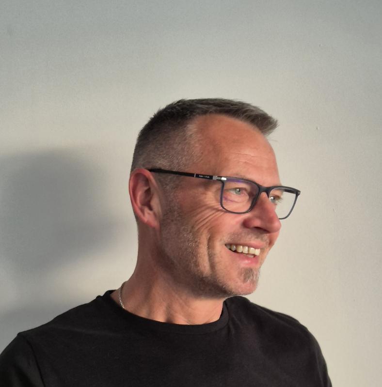 Gilloo 51 ans Altenach