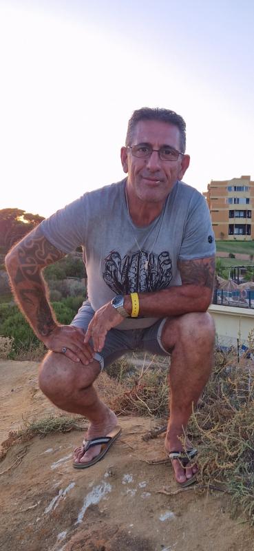 Tonio  58 ans Saint Georges d'Oléron