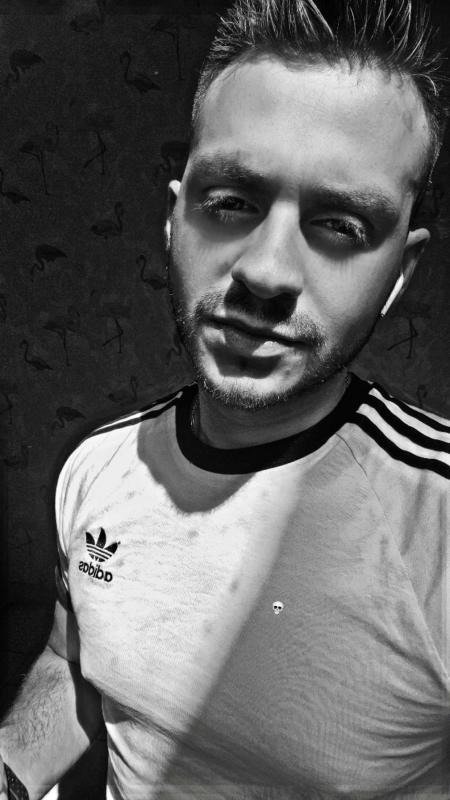 Quentin 26 ans Gennes sur Glaize