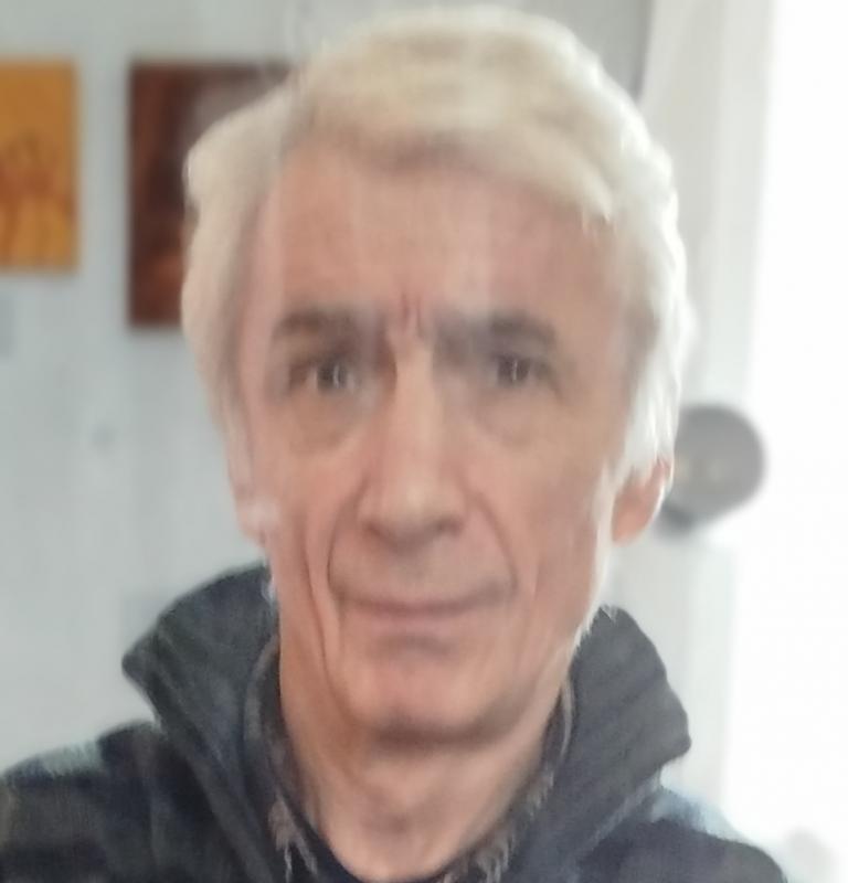 Lucien  71 ans Saint Ouen