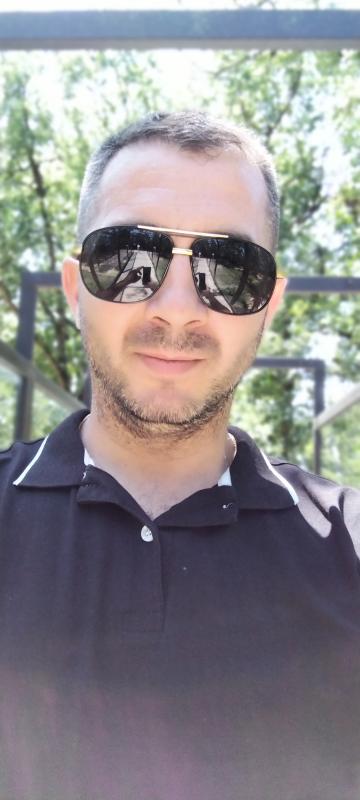 Yusein Yuseinov 37 ans Toulouse