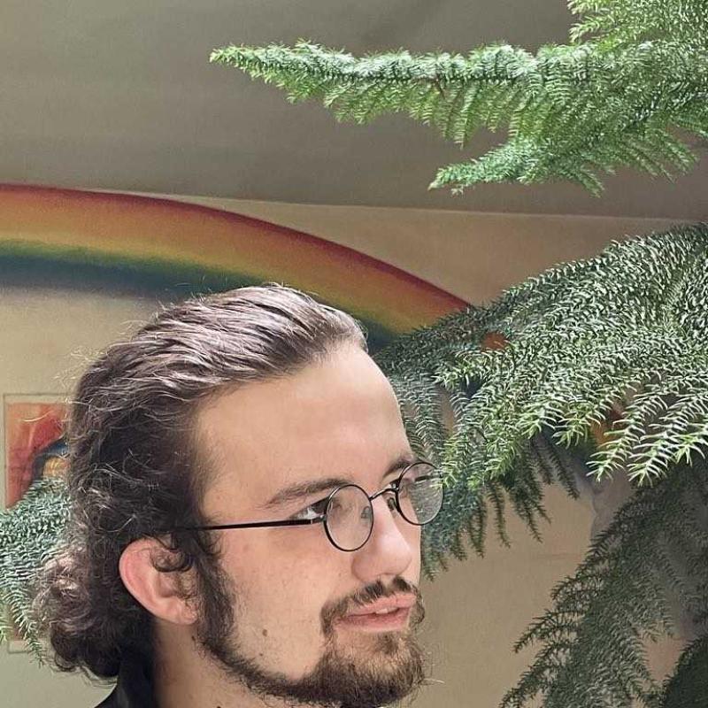 Theodore 26 ans Avrilly