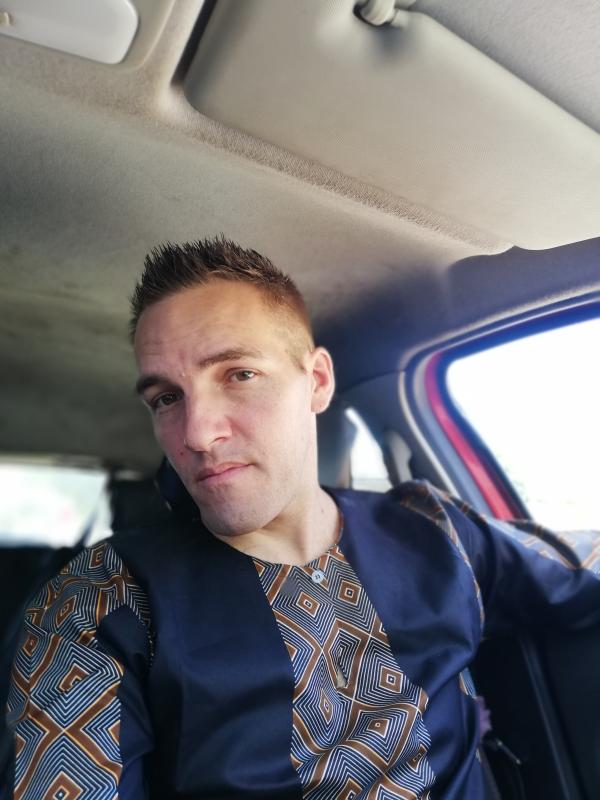 Erwann 40 ans Champs Sur Marne
